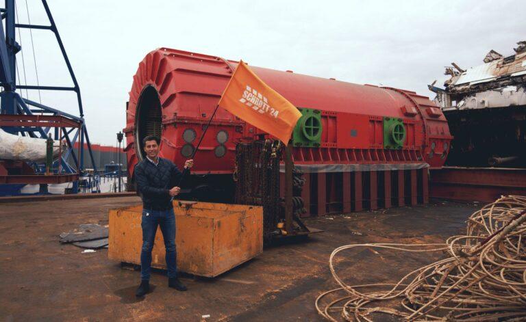 Schrott24_recycling-nuclear-power-plant_2021_cut730x448-scaled