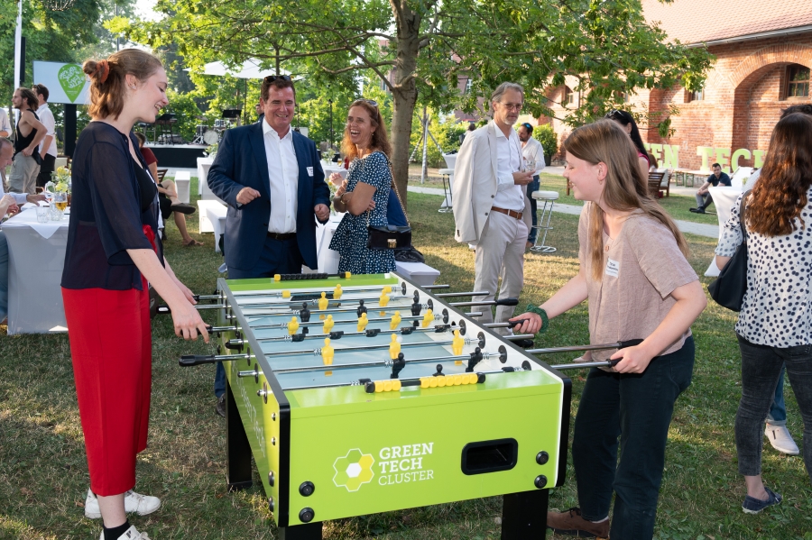 Green Tech Cluster, Clusterempfang Sommerfest 2021, Seifenfabrik, Tischfußball