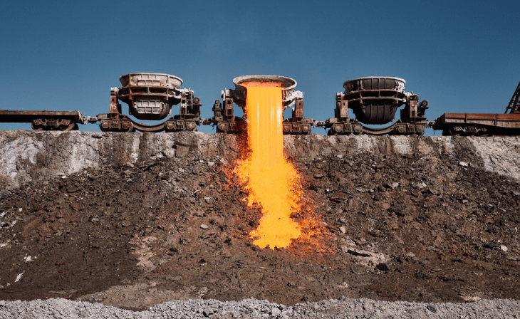 Im Rahmen des Forschungsprojektes sollen Reststoffe aus der Elektroofen-Stahlproduktion sinnvoll im Wertmetallkreislauf verwendet und in der Bindemittelproduktion eingesetzt werden können. Foto: © envato/lenina11only