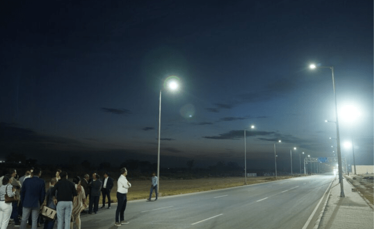Einweihung der Smart Lighting-Lösung am Noida International Airport, Indien (c) lixtec
