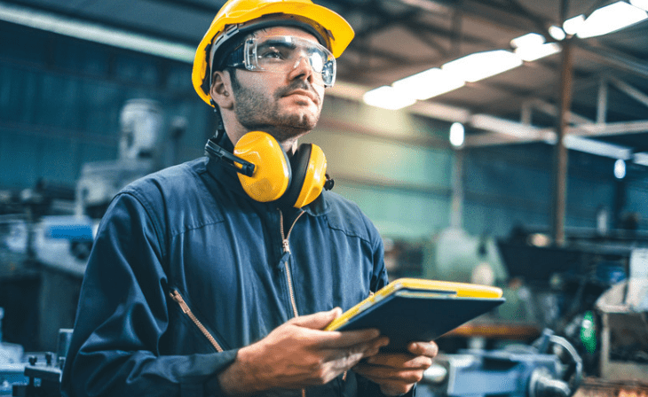 Industriemitarbeiter_Sujetbild (c) Canva